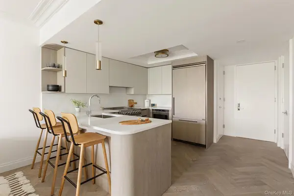 78-29 Austin ST #PH2A, Forest Hills, NY 11375