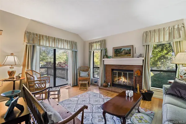 363 Heritage Hills DR #A, Somers, NY 10589