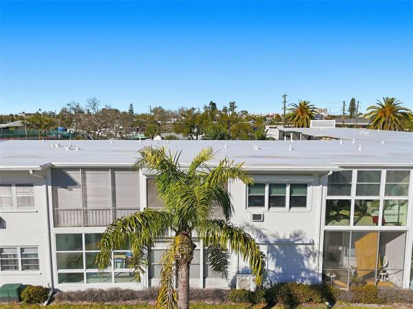 7050 SUNSET WAY #21, St Pete Beach, FL 33706