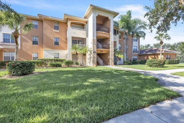 3948 POMODORO CIR #102, Cape Coral, FL 33909