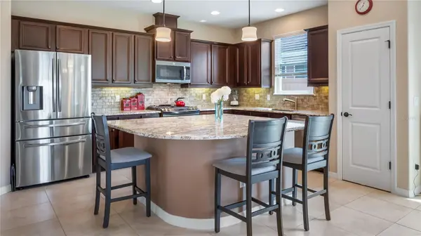 110 BAYOU BEND RD, Groveland, FL 34736