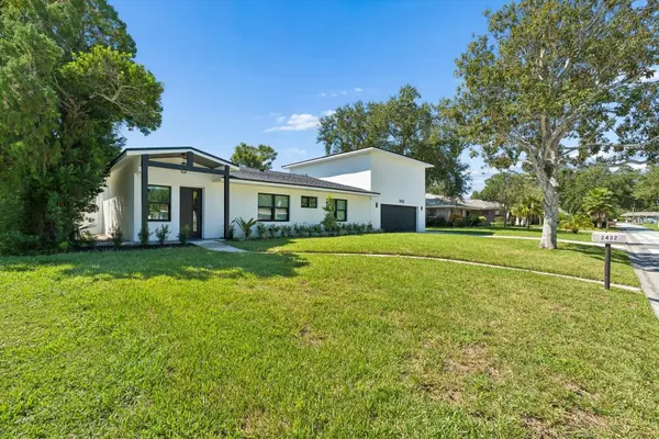 2432 INDIAN AVE, Belleair Bluffs, FL 33770