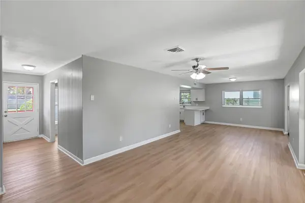 420 HILLCREST DR SE, Winter Haven, FL 33884