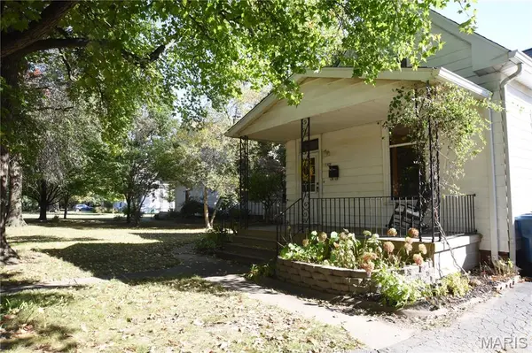 142 Springer AVE, Edwardsville, IL 62025