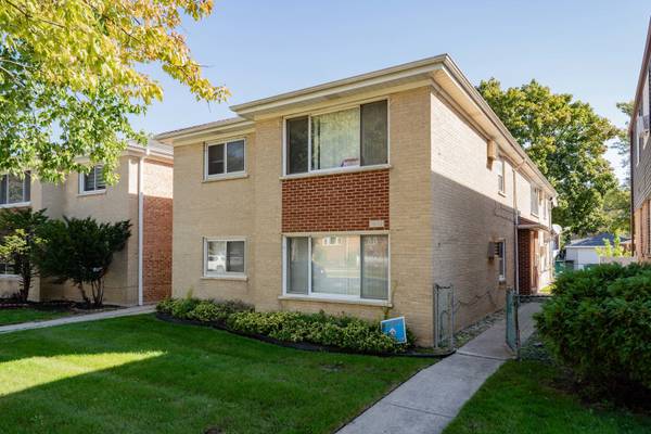 1440 Marengo AVE #2E, Forest Park, IL 60130