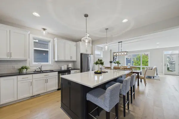 6344 Red Cedar DR, Chaska, MN 55318