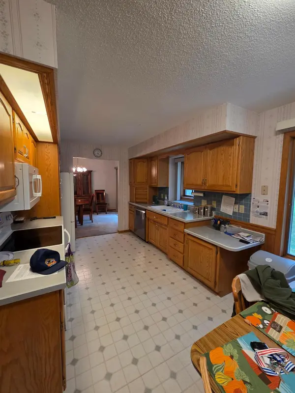 237 Crescent DR, Breckenridge, MN 56520