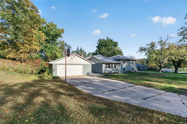 11340 Harrison RD, Bloomington, MN 55437