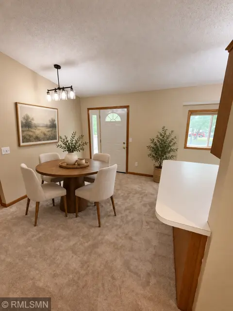 3888 Gibraltar TRL, Eagan, MN 55123