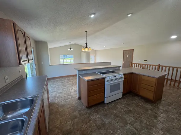 520 12th ST NW, Perham, MN 56573