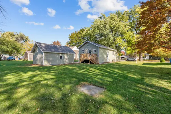 1943 MINNESOTA ST, Oshkosh, WI 54902