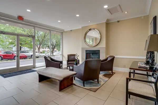 3415 West End Ave #906, Nashville, TN 37203
