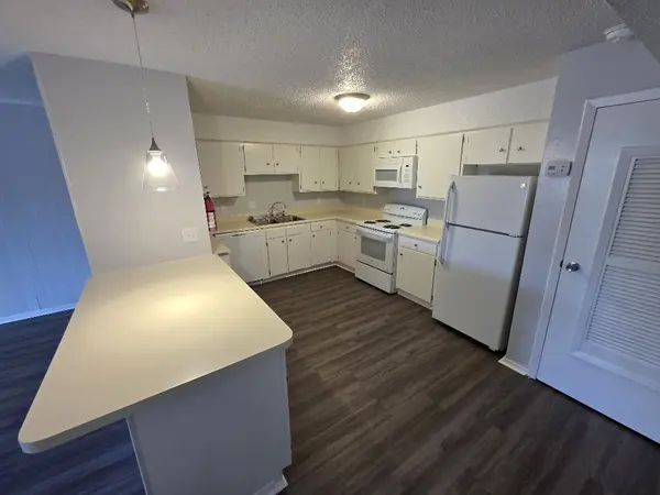 1043 Harold Dr, Nashville, TN 37217