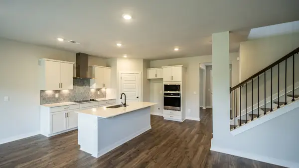 4300 Scarlet Court, Columbia, TN 38401