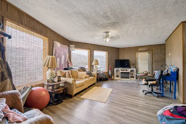 179 Lakeside Dr, Carthage, TN 37030