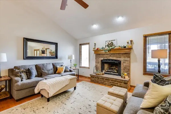 2432 N Crestline St, Wichita, KS 67205