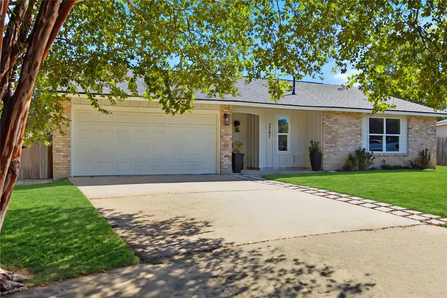 7707 Whitsun DR, Austin, TX 78749