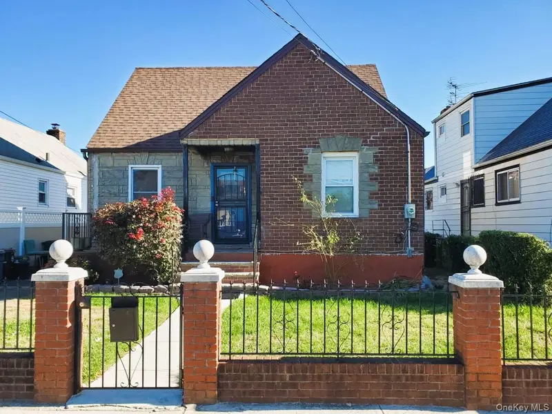 15316 132nd AVE, Springfield Gardens, NY 11434