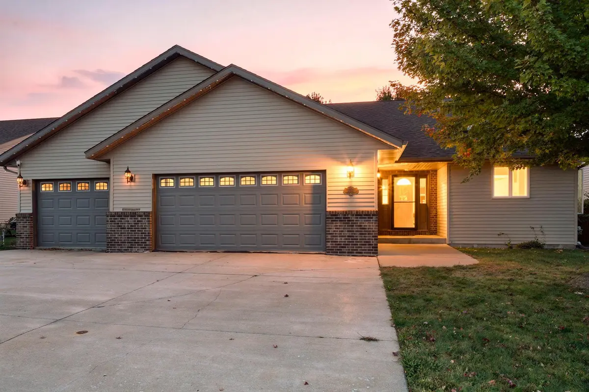 113 Quinion DR, Mankato, MN 56001