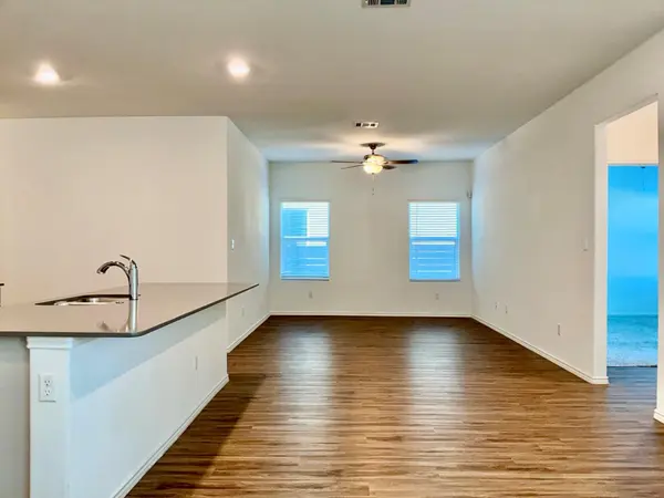 105 Blue Blaze TRL, Georgetown, TX 78628