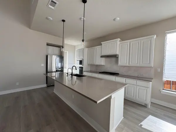 101 Texas Bluebonnet TRL, Georgetown, TX 78628