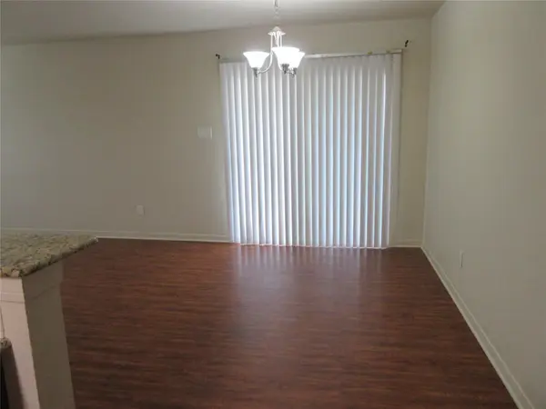 2804 Crystal CIR #A, Taylor, TX 76574