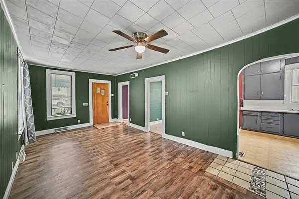 2835 Penn ST, St Joseph, MO 64507