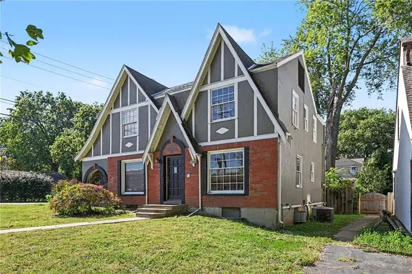 7440 HARRISON ST, Kansas City, MO 64131