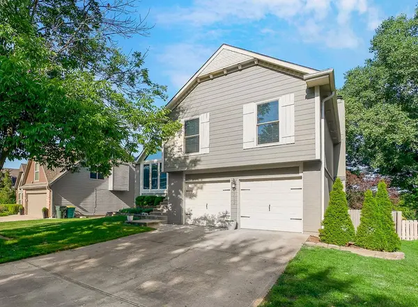 4732 Chouteau ST, Shawnee, KS 66226