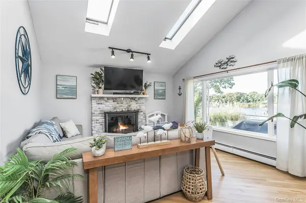 15 Riverside AVE, Mastic Beach, NY 11951