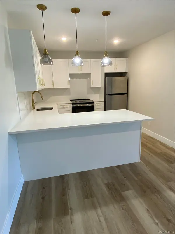 126 Montgomery ST #307, Walden, NY 12586