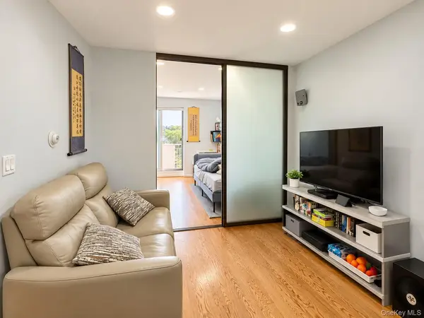 7836 46th AVE #3D, Elmhurst, NY 11373