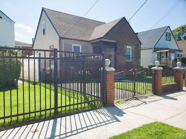 15316 132nd AVE, Springfield Gardens, NY 11434