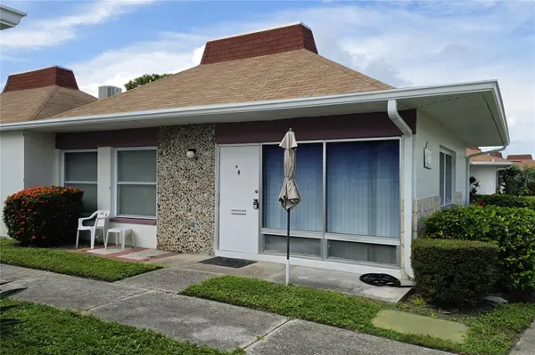4319 TAHITIAN GARDENS CIR #A, Holiday, FL 34691