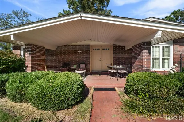 3 Country Club CT, Black Jack, MO 63033