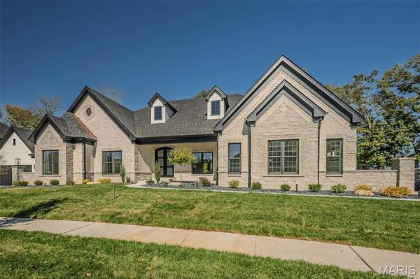 753 Silver Buck LN, Chesterfield, MO 63005