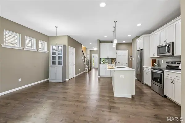 2487 Windswept Farms DR, Eureka, MO 63025