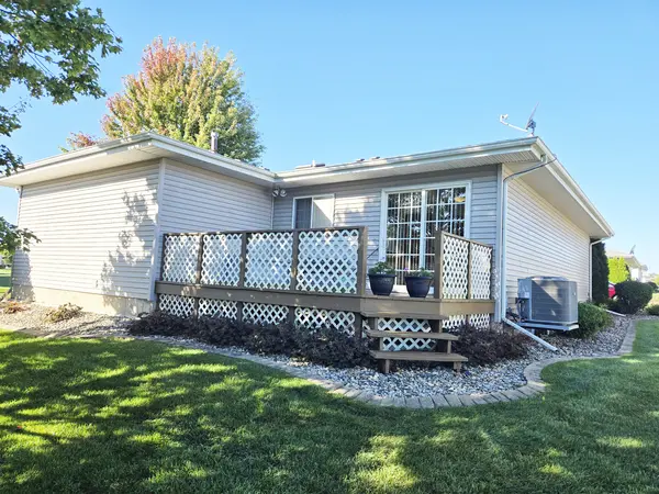 11538 Homestead Village CT, St. John, IN 46373