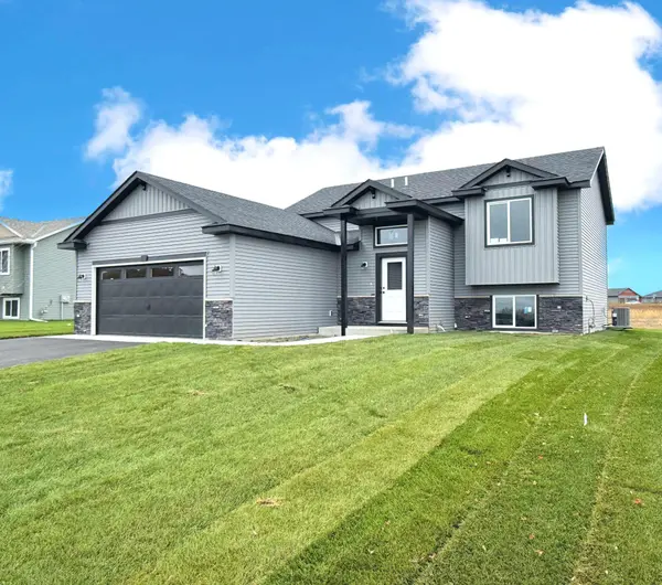 807 Prateria AVE, Avon, MN 56310