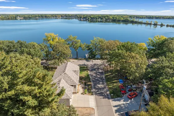 1001 Lakeshore DR, Big Lake, MN 55309