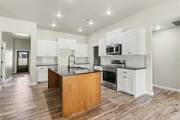 2205 Winter Ridge RD, Blanchard, OK 73010