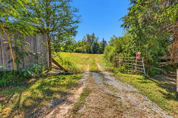 160 Backside Beaverdam Road, Centerville, TN 37033