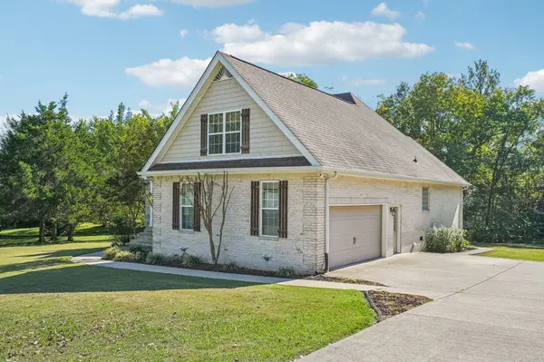 1808 Pocahontas Trl, Lebanon, TN 37087