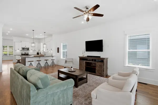 1211B Montgomery Ave, Nashville, TN 37207