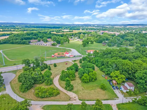 919 1st Ave, Mount Pleasant, TN 38474