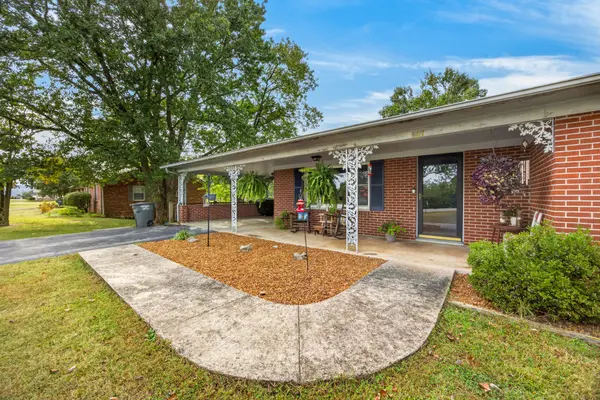 607 Turn Table Rd, Sparta, TN 38583
