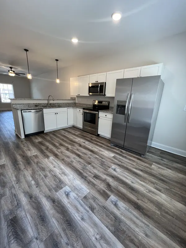 550 Peachers Mill Rd #B3, Clarksville, TN 37042