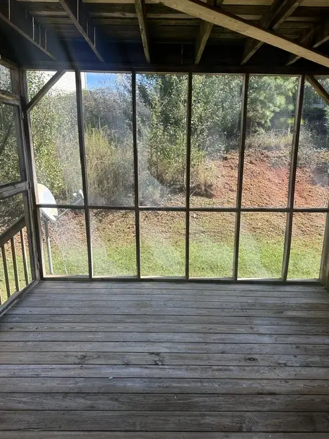 544 Urbane Rd #NE, Cleveland, TN 37312