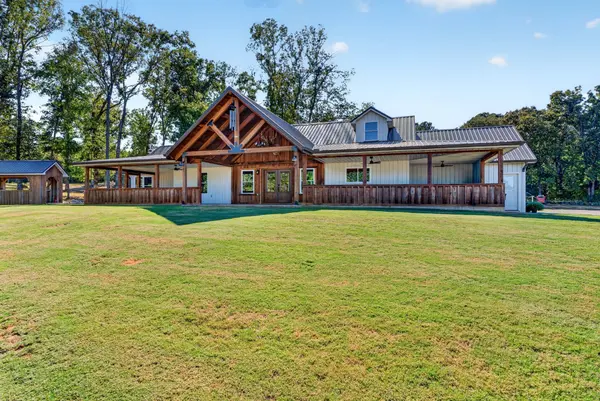 595 Sulphur Creek Rd, Big Sandy, TN 38221