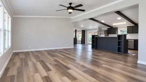 2570 State Route U, Willow Springs, MO 65793